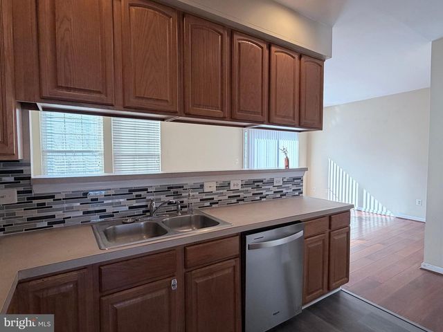 9080 BREWER CREEK PL, Manassas, VA 20109