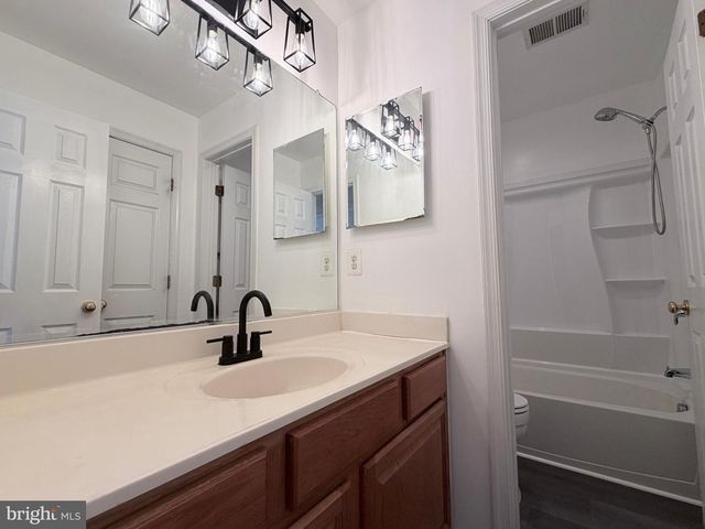 9080 BREWER CREEK PL, Manassas, VA 20109