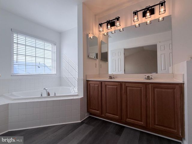 9080 BREWER CREEK PL, Manassas, VA 20109