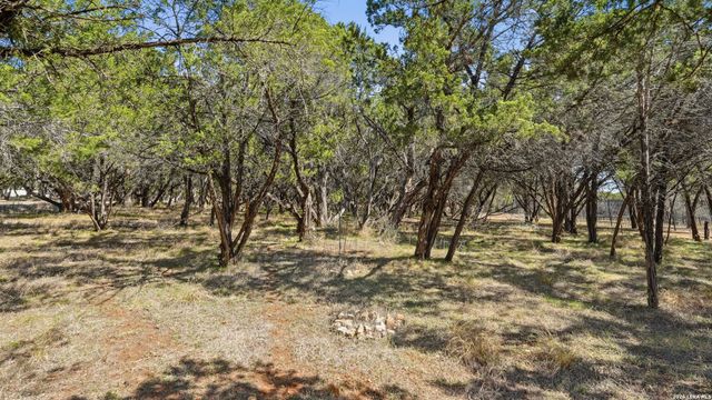 0 Fels Mauer, New Braunfels, TX 78132