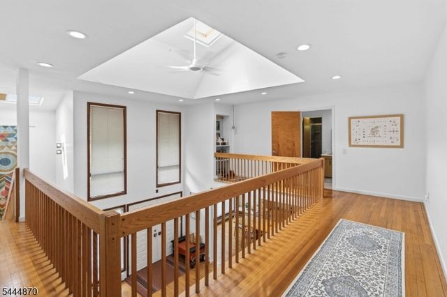 174 Brooklake Rd, Florham Park Boro, NJ 07932