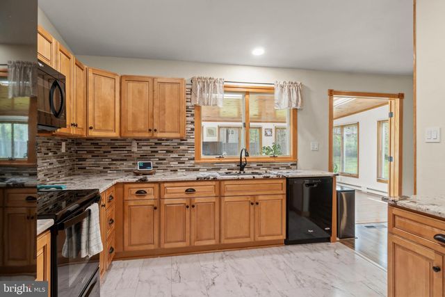 120 MARBEL AVE, Marlton, NJ 08053