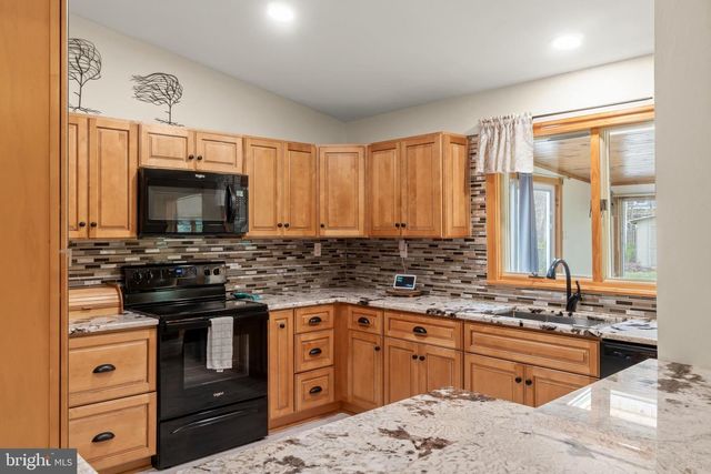 120 MARBEL AVE, Marlton, NJ 08053