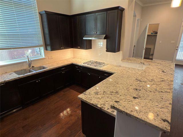 5640 Larkin Street, Houston, TX 77007