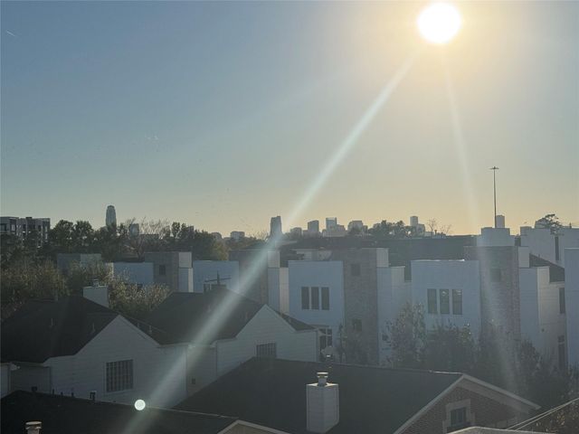 5640 Larkin Street, Houston, TX 77007