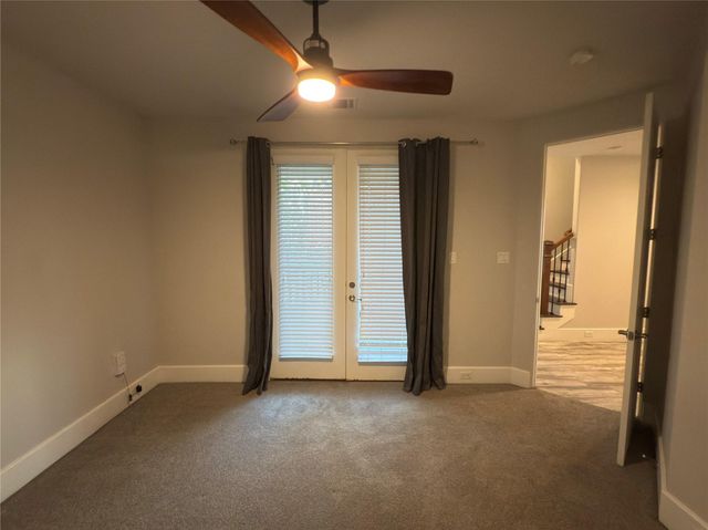 5640 Larkin Street, Houston, TX 77007