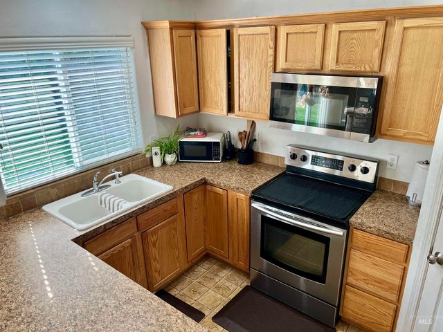 3428 S Rock Springs, Nampa, ID 83686