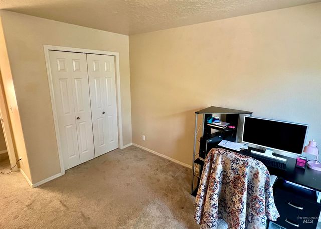 3428 S Rock Springs, Nampa, ID 83686