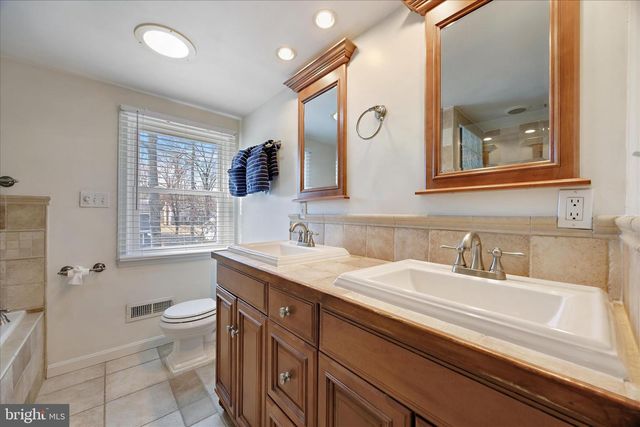 811 TEAKWOOD DR, Severna Park, MD 21146