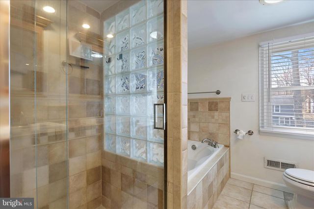 811 TEAKWOOD DR, Severna Park, MD 21146