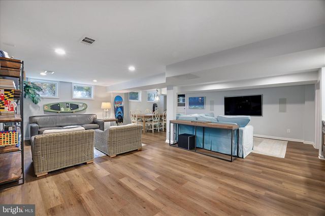 811 TEAKWOOD DR, Severna Park, MD 21146