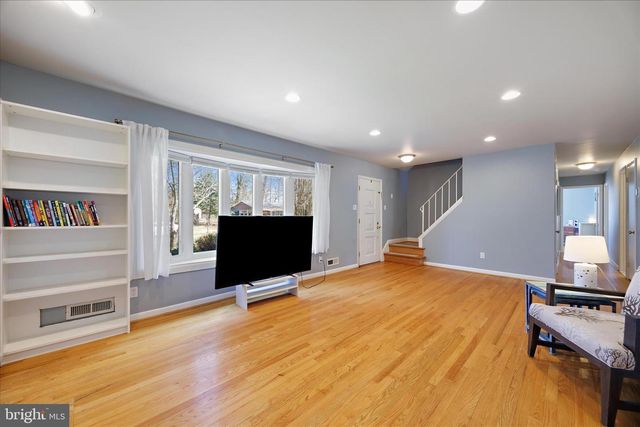 811 TEAKWOOD DR, Severna Park, MD 21146