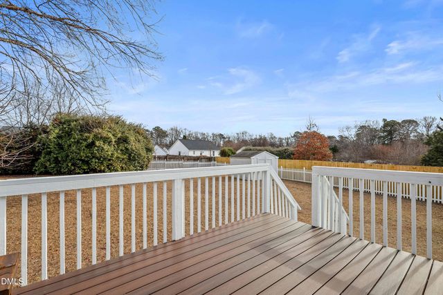 5832 Running Water Court, Fuquay Varina, NC 27526