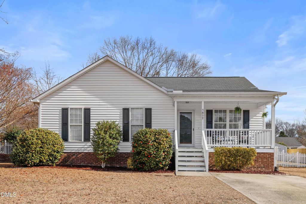 5832 Running Water Court, Fuquay Varina, NC 27526