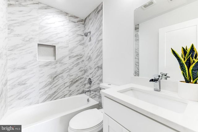 408 NEWCOMB ST SE, Washington, DC 20032