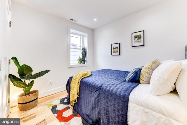 408 NEWCOMB ST SE, Washington, DC 20032