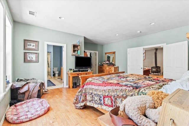 15922 Green Springs Highway, Ashland, OR 97520