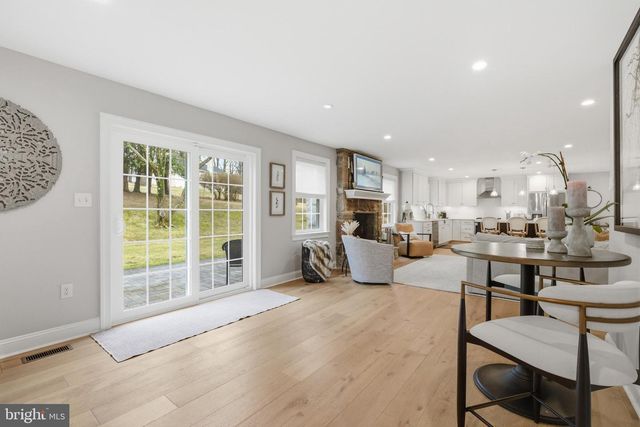 310 CRUM CREEK LN, Newtown Square, PA 19073