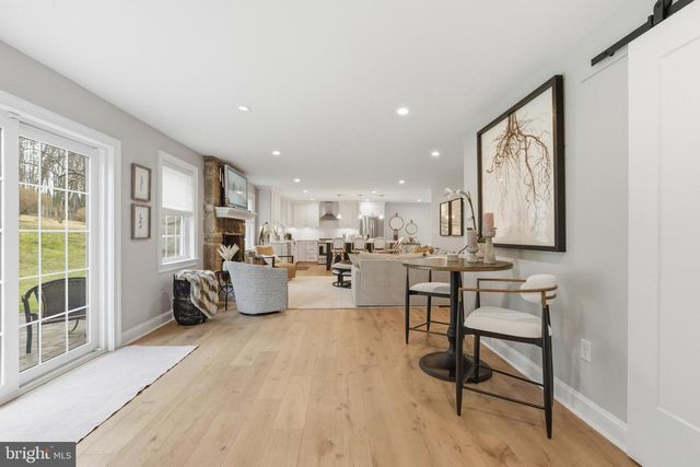 310 CRUM CREEK LN, Newtown Square, PA 19073