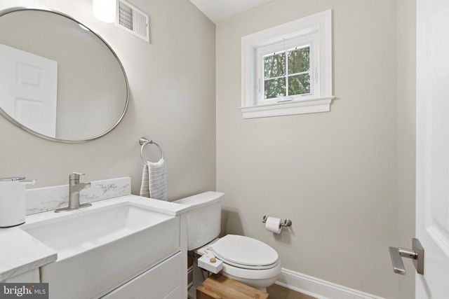 310 CRUM CREEK LN, Newtown Square, PA 19073