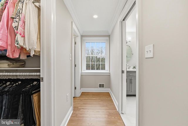 310 CRUM CREEK LN, Newtown Square, PA 19073