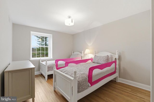 310 CRUM CREEK LN, Newtown Square, PA 19073