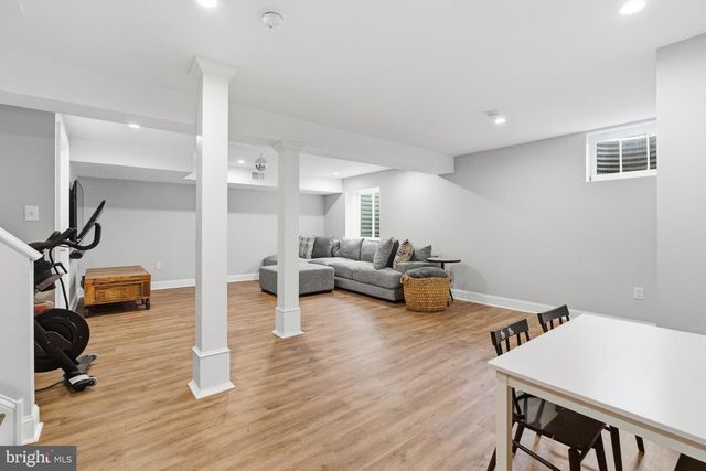 310 CRUM CREEK LN, Newtown Square, PA 19073