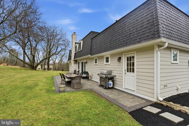 310 CRUM CREEK LN, Newtown Square, PA 19073