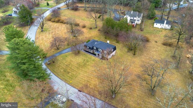 310 CRUM CREEK LN, Newtown Square, PA 19073