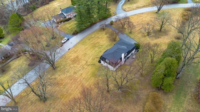 310 CRUM CREEK LN, Newtown Square, PA 19073