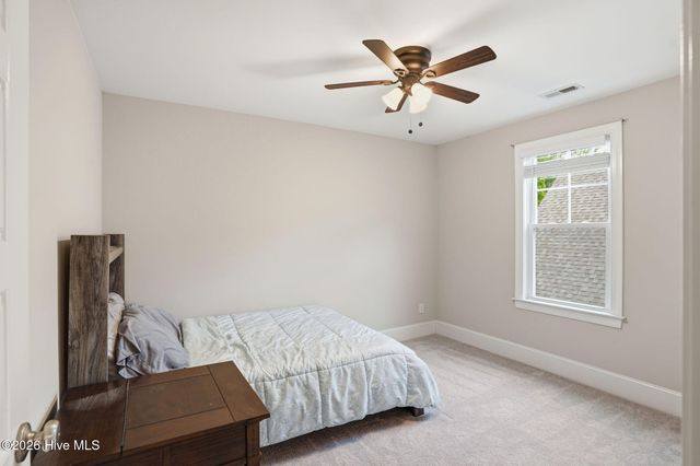 5613 Pinecone Place, Wilmington, NC 28409