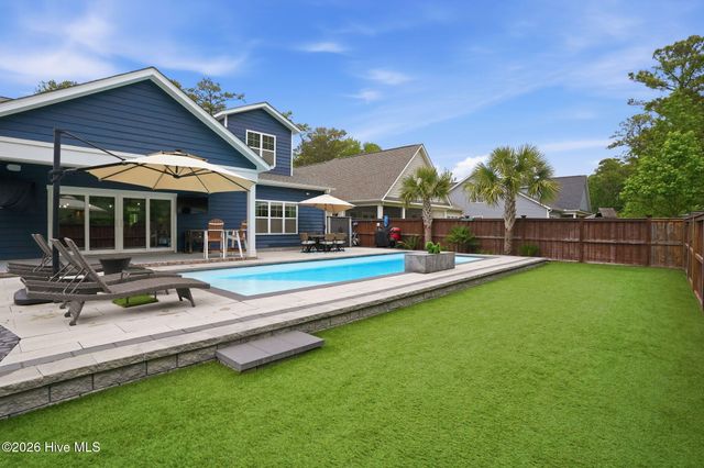 5613 Pinecone Place, Wilmington, NC 28409