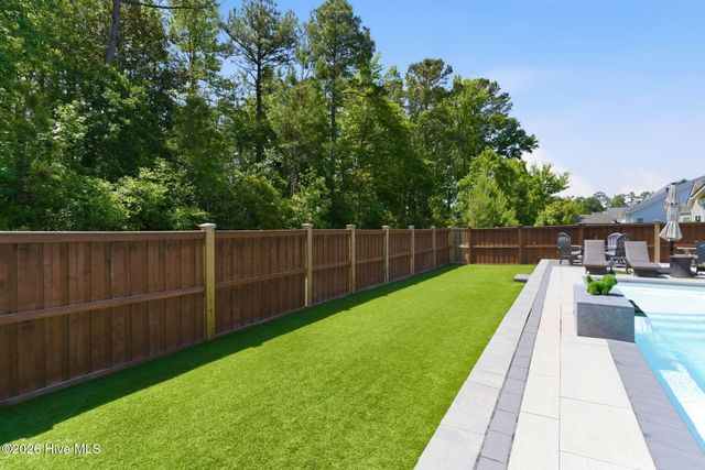 5613 Pinecone Place, Wilmington, NC 28409