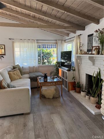 953 Glenneyre, Laguna Beach, CA 92651