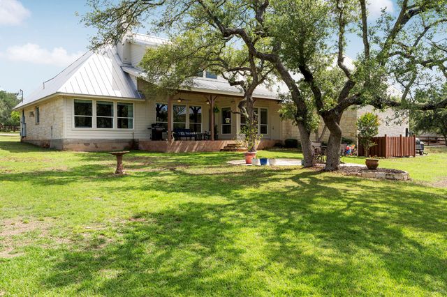 103 Horseshoe DR, Dripping Springs, TX 78620