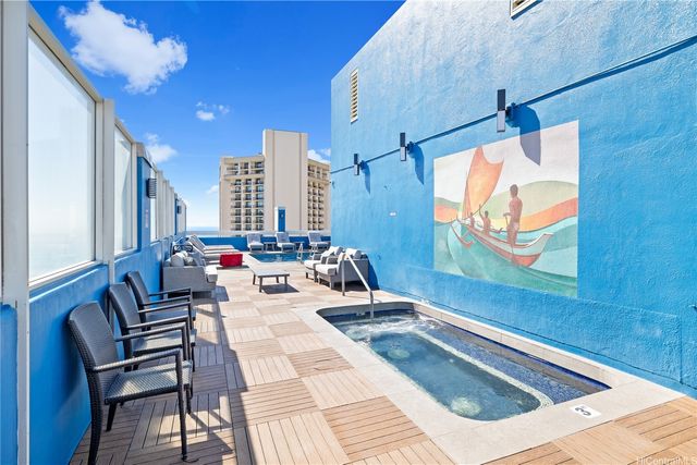 2427 Kuhio Avenue 1705, Honolulu, HI 96815