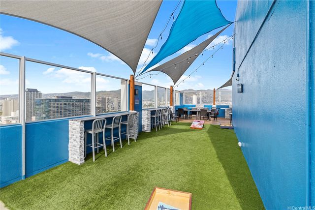 2427 Kuhio Avenue 1705, Honolulu, HI 96815