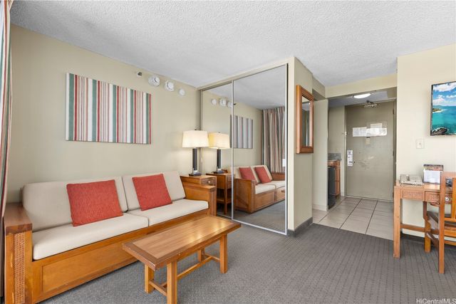 2427 Kuhio Avenue 1705, Honolulu, HI 96815