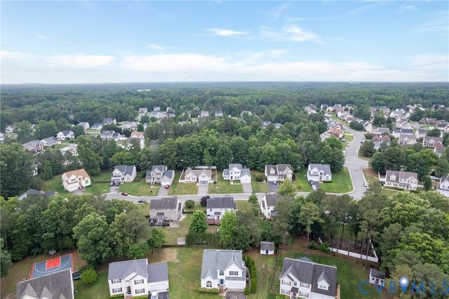 9325 Salix Grove Ln, Chesterfield, VA 23832