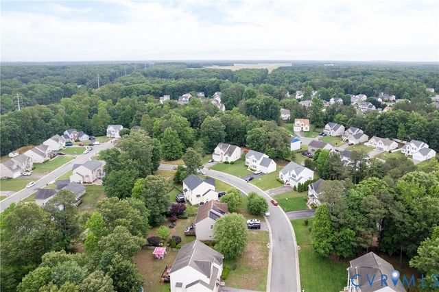 9325 Salix Grove Ln, Chesterfield, VA 23832