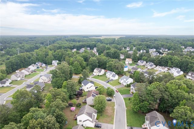 9325 Salix Grove Ln, Chesterfield, VA 23832