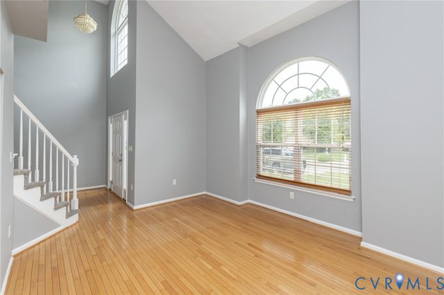 9325 Salix Grove Ln, Chesterfield, VA 23832