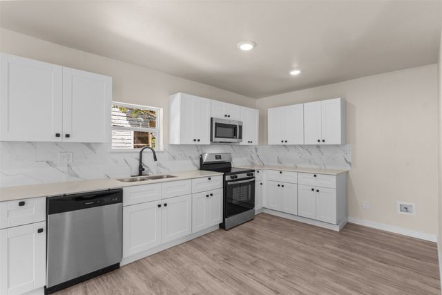 4318 Jamaica Street, Dallas, TX 75210