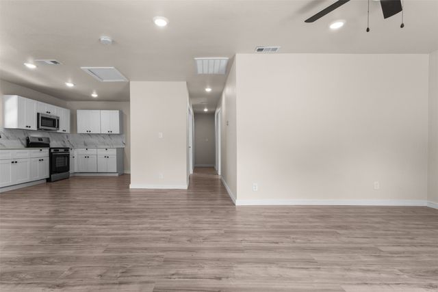 4318 Jamaica Street, Dallas, TX 75210