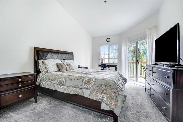 5728 Oak Bend 310, Oak Park, CA 91377