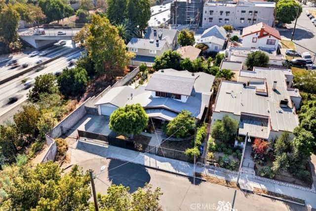 523 N Lake Street, Los Angeles, CA 90026