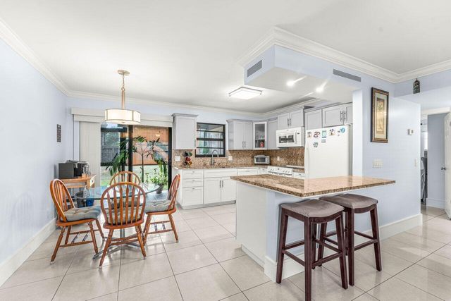 5954 Longbow Lane 5, West Palm Beach, FL 33415