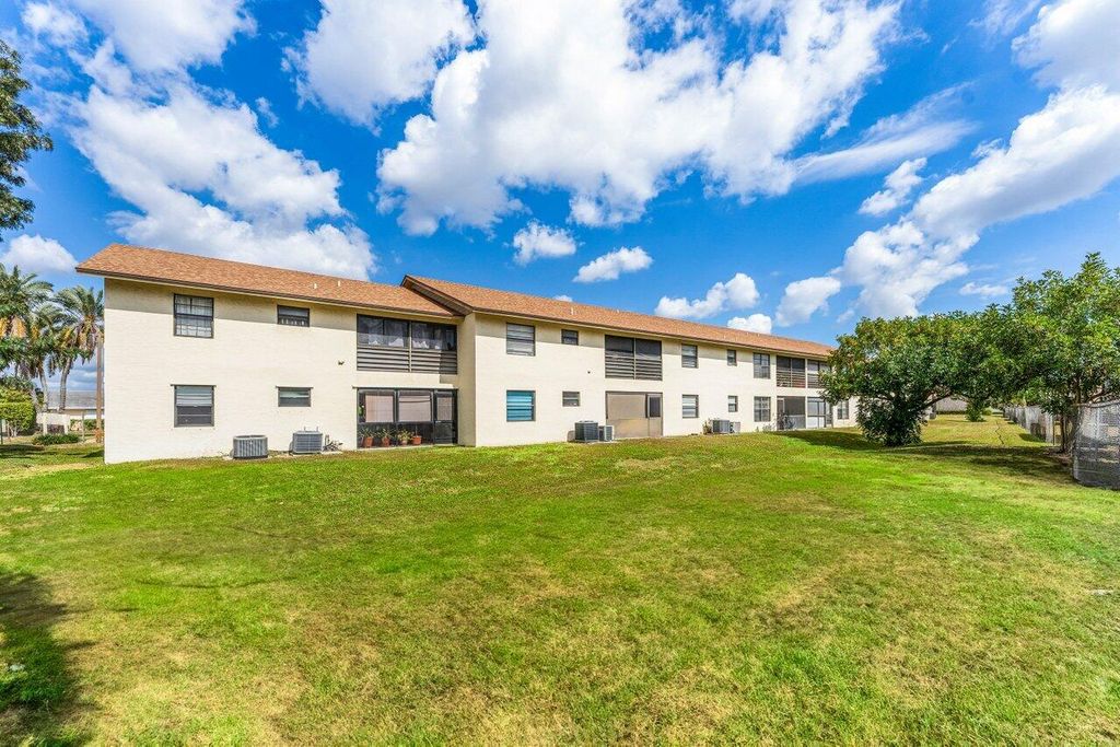 5954 Longbow Lane 5, West Palm Beach, FL 33415