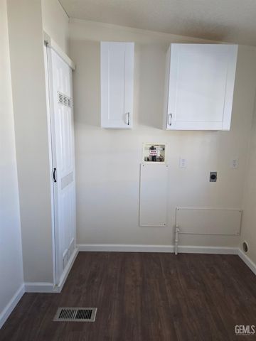 1824 Curran, Lake Isabella, CA 93240