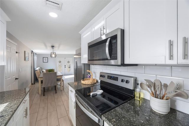 9169 ROBIN ROAD, Seminole, FL 33777